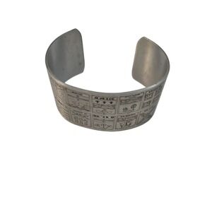 VTG Provinces of Canada Souvenir Cuff Bracelet‎ Silver Tone Etched Coats of Arms